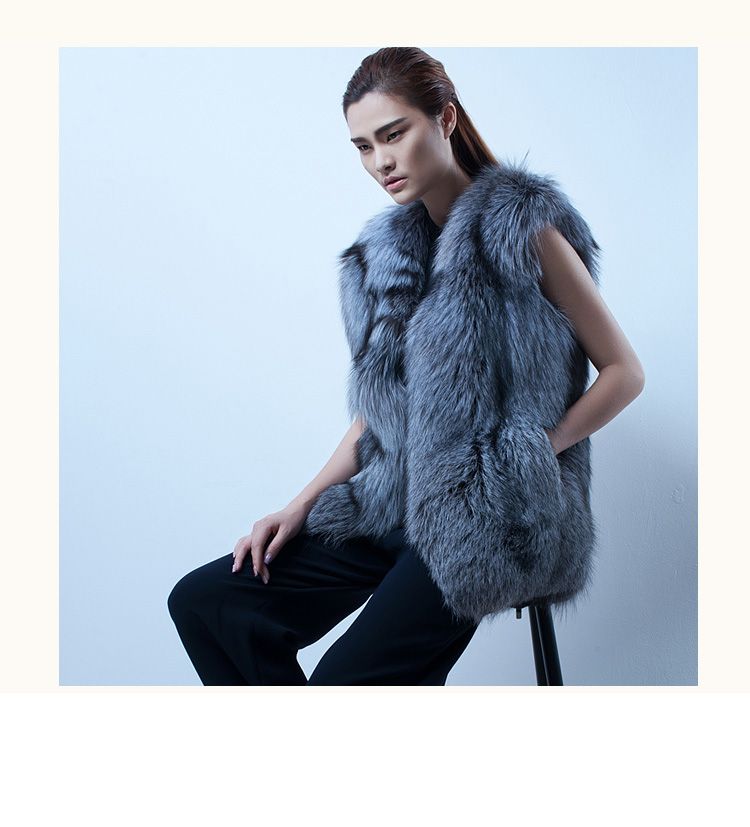 Silver Fox Fur Vest 074 Details 1