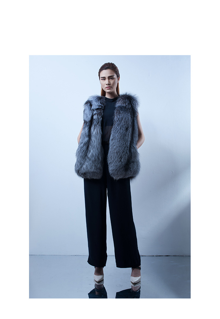 Silver Fox Fur Vest 074 Details 2