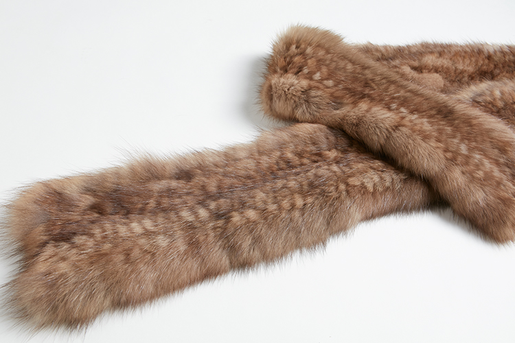 Knitted Sable Fur Scarf 264 Details 1