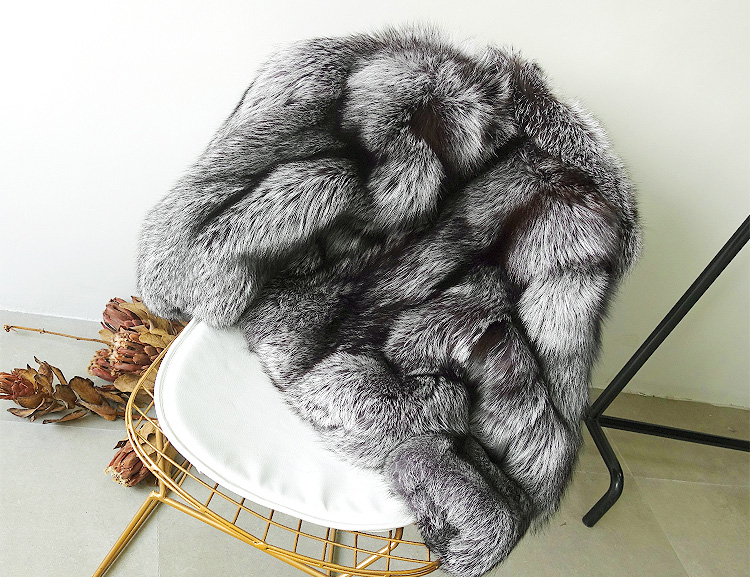 Cropped Silver Fox Fur Jacket 273 Details 1