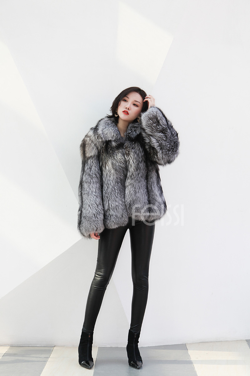Cropped Silver Fox Fur Jacket 273 Details 2