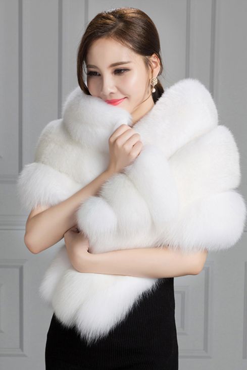 White fox fur cape Clearance