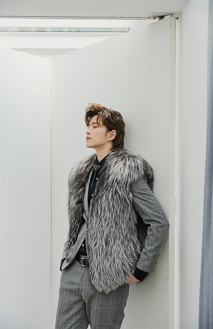 Men's Silver Fox Vest 0246-7
