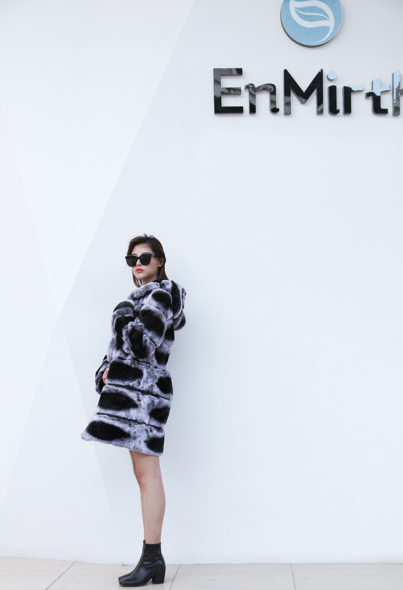 Hooded Rex Rabbit Fur Coat with Chinchilla Look 255 Details 1