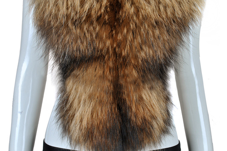 Raccoon Fur Shawl 838 Details 1