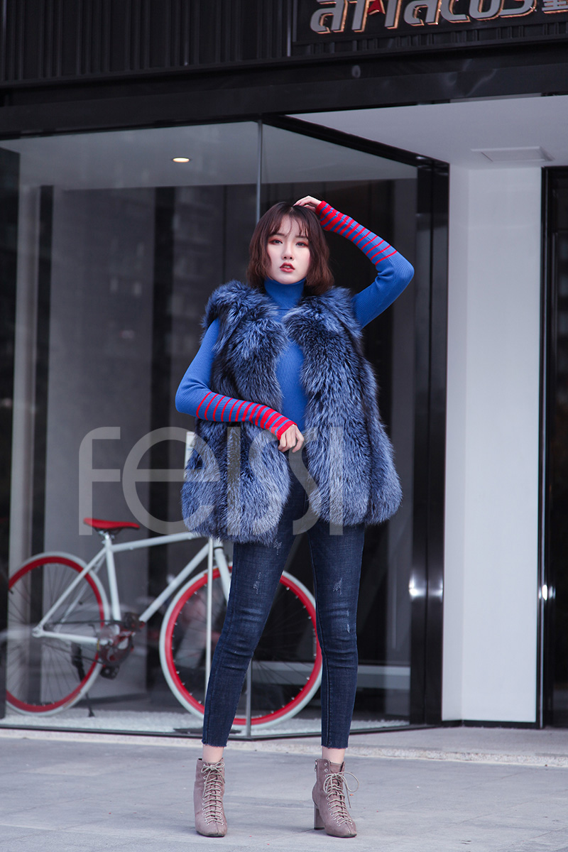 Silver Fox Fur Vest 996 Details 2