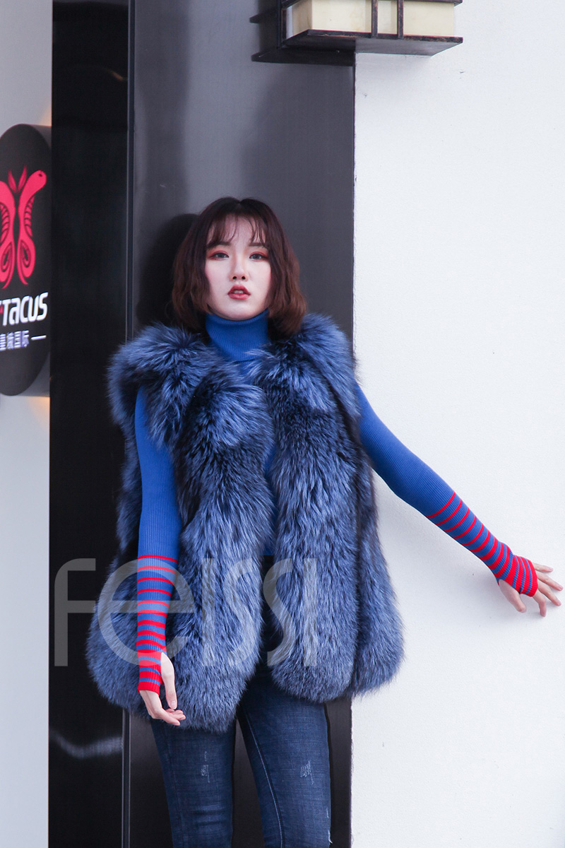 Silver Fox Fur Vest 996 Details 6